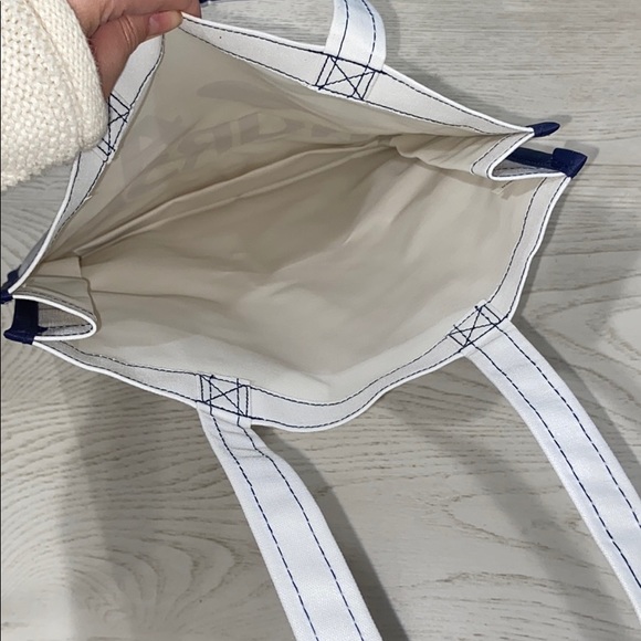 NEW 🤍A NURSE TOTE BAG CREAM AND PURPLE - Picture 3 of 3